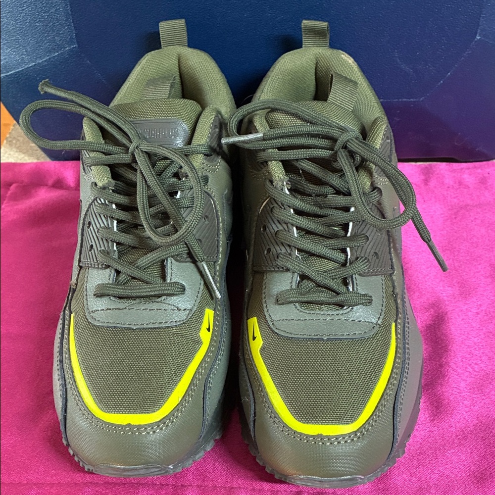 Nike Kids Green and Yellow Sneakers